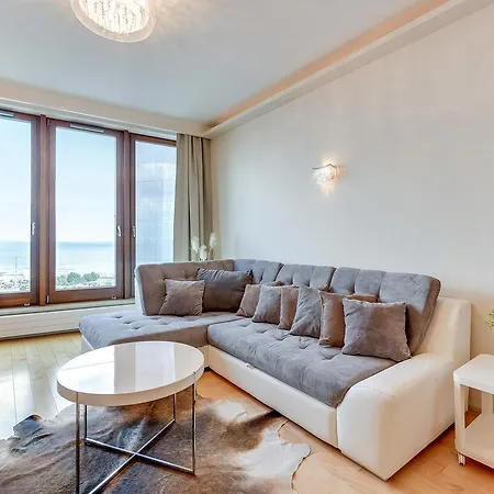 The Marine Plaza - Sea Towers Apartment *