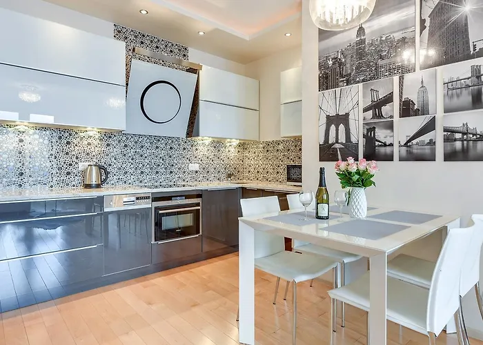 The Marine Plaza - Sea Towers